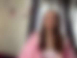 CorinnaVanlue's Live Sex Cam Show