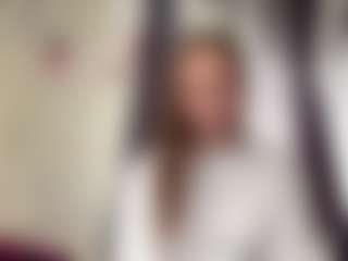 CorinnaVanlue's Live Sex Cam Show