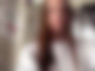 CorinnaVanlue's Live Sex Cam Show