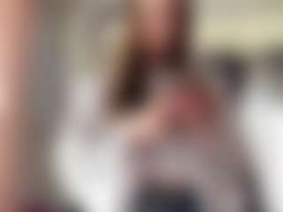 CorinnaVanlue's Live Sex Cam Show