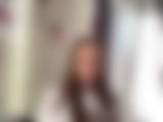 CorinnaVanlue's Live Sex Cam Show
