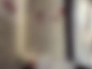 CorinnaVanlue's Live Sex Cam Show