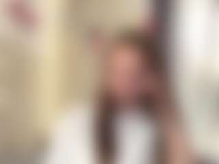 CorinnaVanlue's Live Sex Cam Show