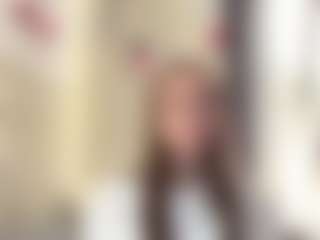CorinnaVanlue's Live Sex Cam Show