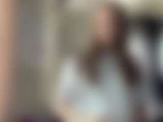 CorinnaVanlue's Live Sex Cam Show