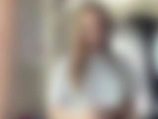 CorinnaVanlue's Live Sex Cam Show