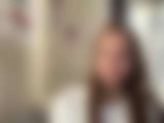 CorinnaVanlue's Live Sex Cam Show