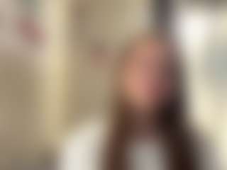 CorinnaVanlue's Live Sex Cam Show
