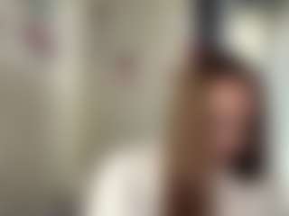 CorinnaVanlue's Live Sex Cam Show