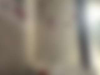 CorinnaVanlue's Live Sex Cam Show