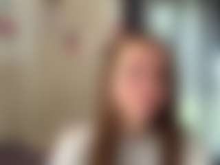 CorinnaVanlue's Live Sex Cam Show