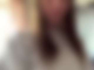 CorinnaVanlue's Live Sex Cam Show