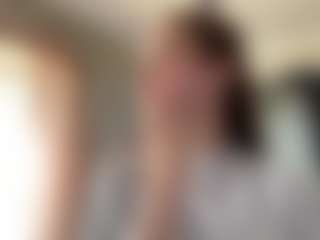 CorinnaVanlue's Live Sex Cam Show