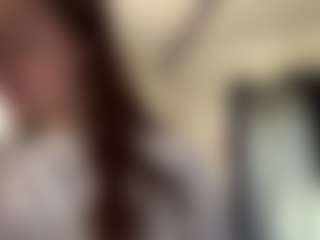CorinnaVanlue's Live Sex Cam Show