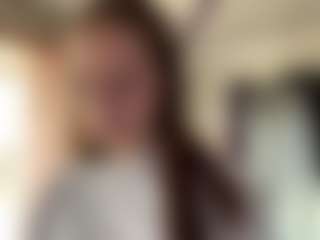 CorinnaVanlue's Live Sex Cam Show