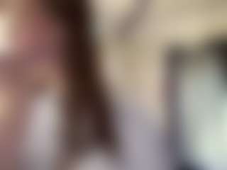 CorinnaVanlue's Live Sex Cam Show