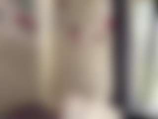 CorinnaVanlue's Live Sex Cam Show