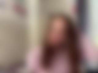 CorinnaVanlue's Live Sex Cam Show