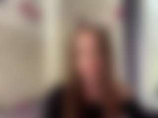CorinnaVanlue's Live Sex Cam Show