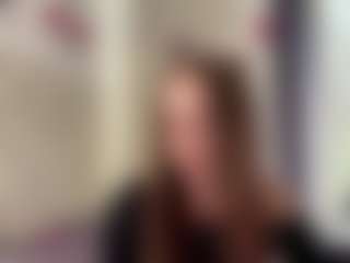 CorinnaVanlue's Live Sex Cam Show
