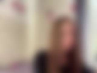 CorinnaVanlue's Live Sex Cam Show