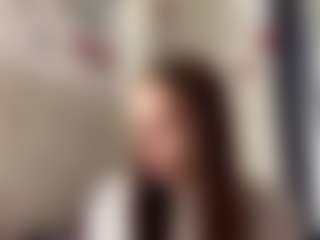 CorinnaVanlue's Live Sex Cam Show
