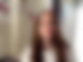 CorinnaVanlue's Live Sex Cam Show