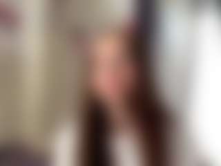 CorinnaVanlue's Live Sex Cam Show