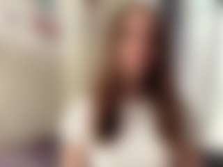 CorinnaVanlue's Live Sex Cam Show