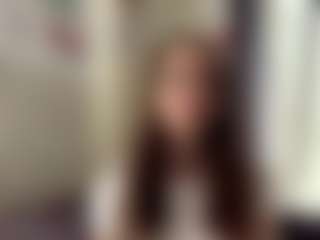 CorinnaVanlue's Live Sex Cam Show