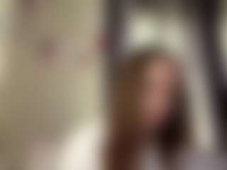 CorinnaVanlue's Live Sex Cam Show