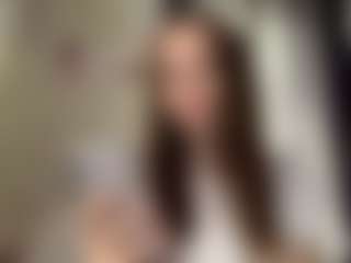 CorinnaVanlue's Live Sex Cam Show