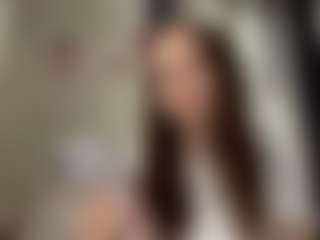 CorinnaVanlue's Live Sex Cam Show
