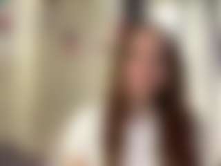 CorinnaVanlue's Live Sex Cam Show