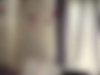 CorinnaVanlue's Live Sex Cam Show