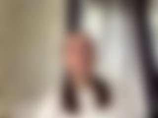CorinnaVanlue's Live Sex Cam Show