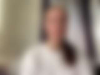 CorinnaVanlue's Live Sex Cam Show