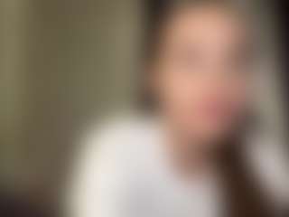 CorinnaVanlue's Live Sex Cam Show