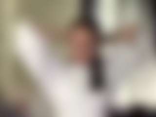CorinnaVanlue's Live Sex Cam Show