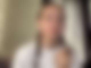 CorinnaVanlue's Live Sex Cam Show