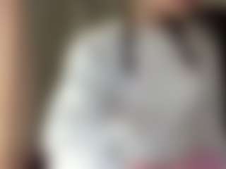 CorinnaVanlue's Live Sex Cam Show