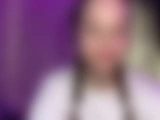 CorinnaVanlue's Live Sex Cam Show