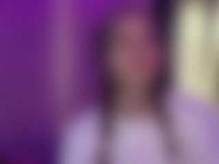 CorinnaVanlue's Live Sex Cam Show