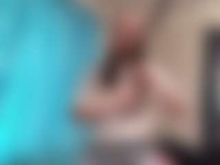 CorinnaVanlue's Live Sex Cam Show