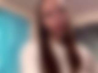 CorinnaVanlue's Live Sex Cam Show