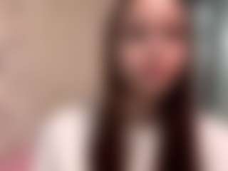 CorinnaVanlue's Live Sex Cam Show
