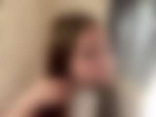 CorinnaVanlue's Live Sex Cam Show