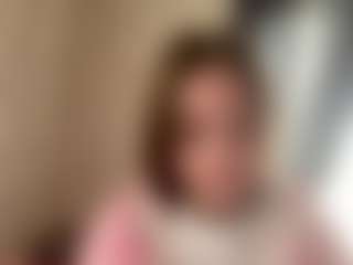 Live cam show with CorinnaVanlue - Average on Dare Cams