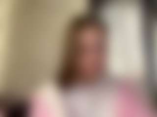 CorinnaVanlue's Live Sex Cam Show