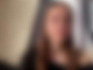 CorinnaVanlue's Live Sex Cam Show